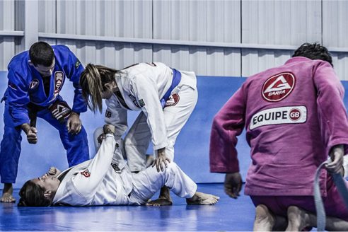 Come train Brazilian Jiu Jitsu with us and have a great time in one of the most beautiful places in Brazil