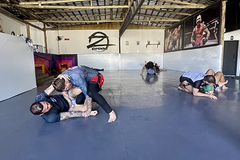 Come train Brazilian Jiu Jitsu with us and have a great time in one of the most beautiful places in Brazil